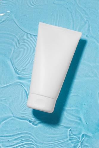 Skincare Analysis: A Dive into The Ordinary's Squalane Cleanser